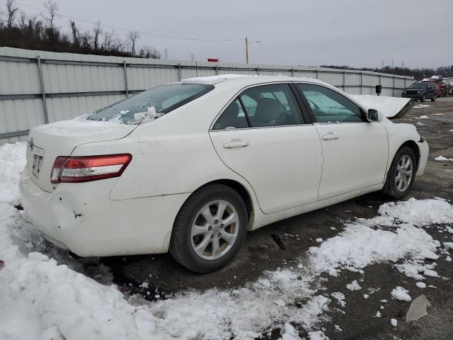 4T1BF3EK5AU569533 - 2010 TOYOTA CAMRY BASE WHITE photo 3