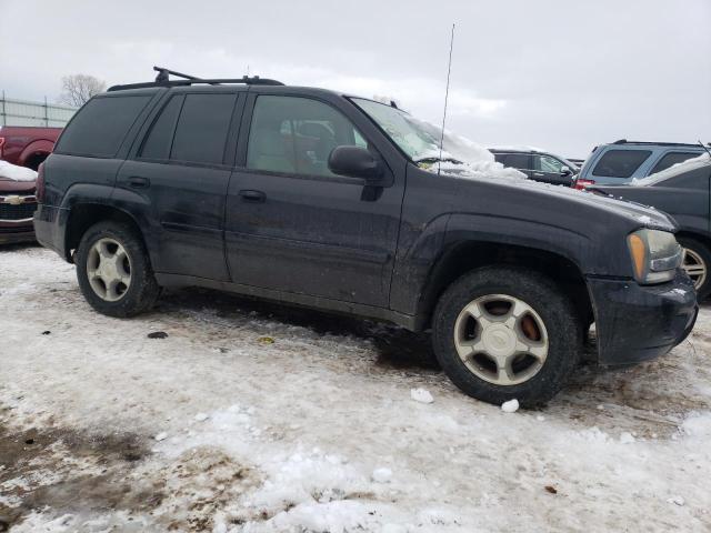 1GNDT13S672106485 - 2007 CHEVROLET TRAILBLAZE LS BLACK photo 4