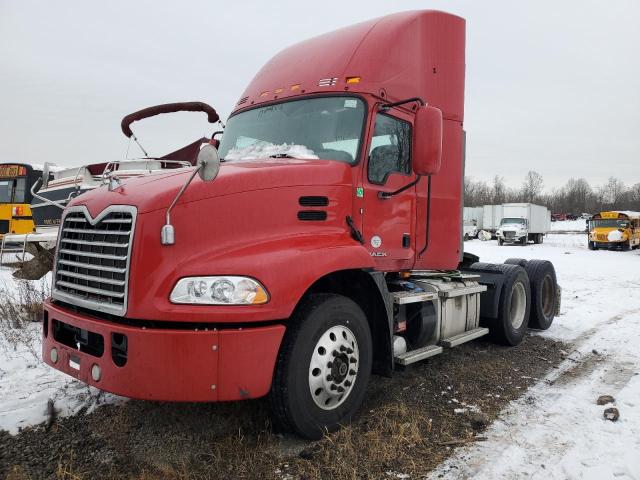 1M1AW02Y4HM080669 - 2017 MACK 600 CXU600 RED photo 2