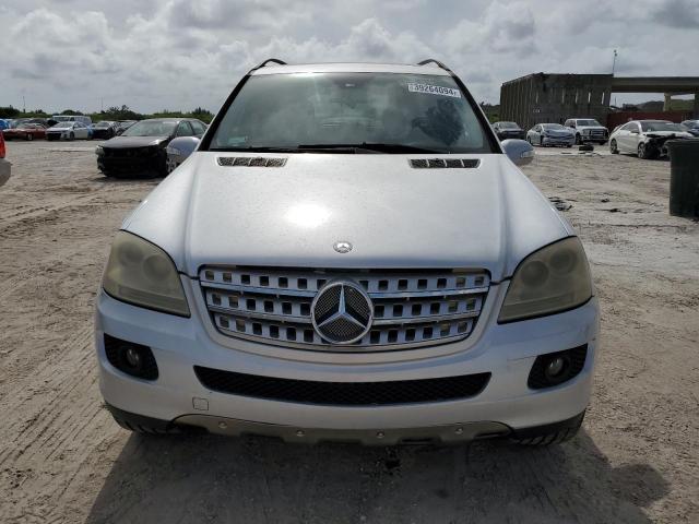 4JGBB75E67A280488 - 2007 MERCEDES-BENZ ML 500 SILVER photo 5