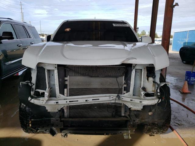 1GTG5CEN0J1160963 - 2018 GMC CANYON SLE WHITE photo 5