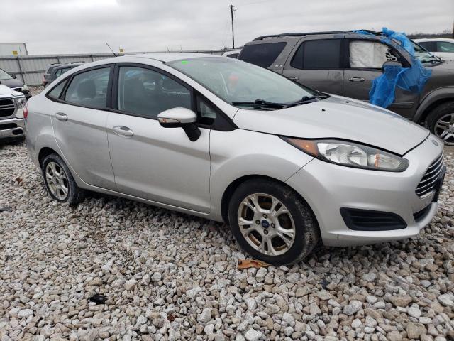 3FADP4BJ4EM132215 - 2014 FORD FIESTA SE SILVER photo 4