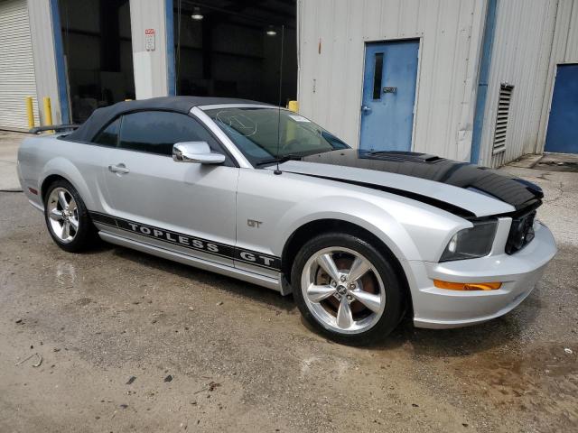 1ZVHT85H265217324 - 2006 FORD MUSTANG GT SILVER photo 4