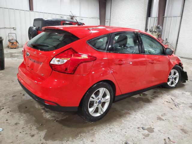 1FAHP3K26CL293846 - 2012 FORD FOCUS SE RED photo 3