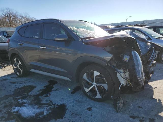 KM8J3CA25JU642796 - 2018 HYUNDAI TUCSON VALUE GRAY photo 4