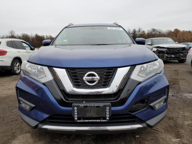 5N1AT2MV7HC745931 - 2017 NISSAN ROGUE SV BLUE photo 5