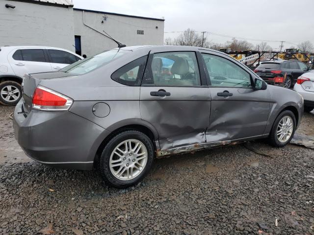 1FAHP3FN5AW133327 - 2010 FORD FOCUS SE GRAY photo 3