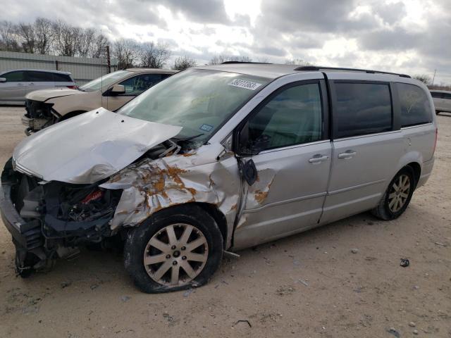 2A8HR54P58R662163 - 2008 CHRYSLER TOWN & COU TOURING ნაცრისფერი ფოტო 1