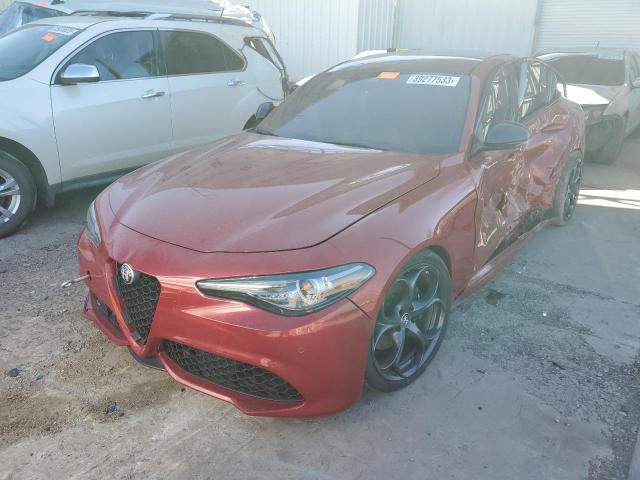 ZARFAEEN4J7597032 - 2018 ALFA ROMEO GIULIA TI Q4 RED photo 1