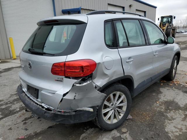 WVGBV7AX8JK000618 - 2018 VOLKSWAGEN TIGUAN LIM SILVER photo 3