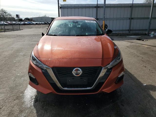 1N4BL4CV7MN353185 - 2021 NISSAN ALTIMA SR ORANGE photo 5