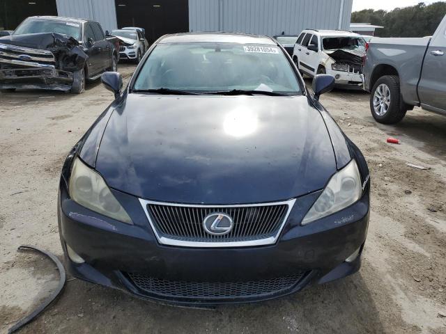 JTHCK262662001452 - 2006 LEXUS IS 250 BLACK photo 5