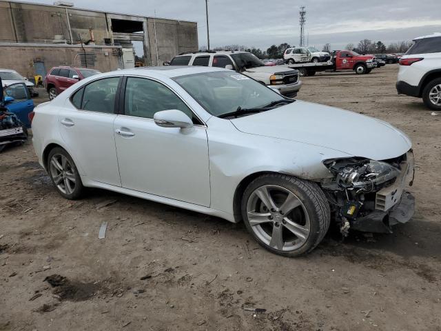 JTHBF5C28B5146913 - 2011 LEXUS IS 250 WHITE photo 4