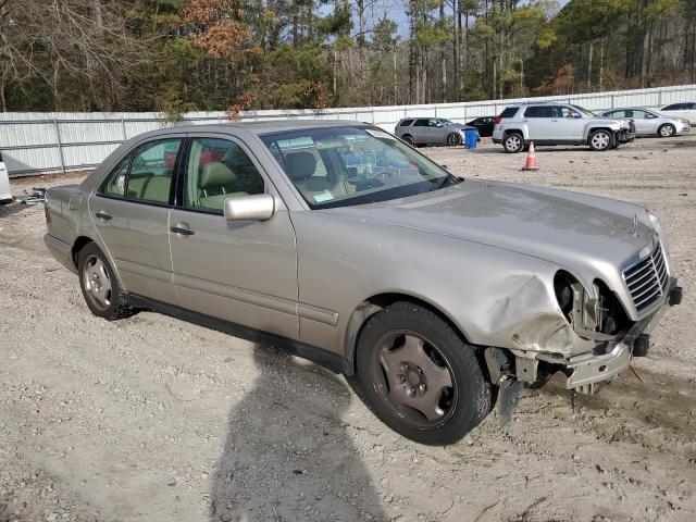 WDBJF70H2XA754375 - 1999 MERCEDES-BENZ E 430 TAN photo 4