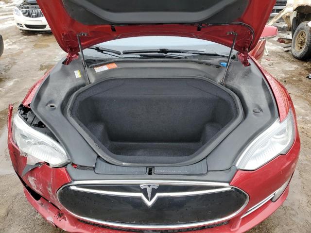 5YJSA1H23EFP65780 - 2014 TESLA MODEL S RED photo 11