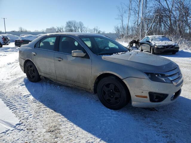 3FAHP0HG2AR312571 - 2010 FORD FUSION SE BEIGE photo 4