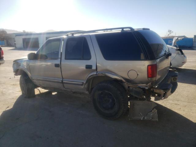 1GNDT13W9YK173179 - 2000 CHEVROLET BLAZER TAN photo 2