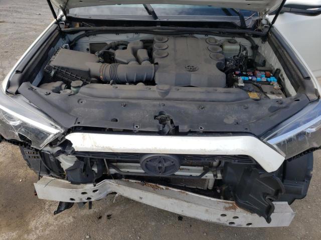 JTEBU5JR1K5647662 - 2019 TOYOTA 4RUNNER SR5 WHITE photo 12