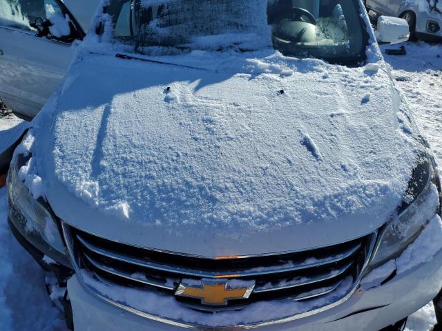 1GNKVHKD5GJ326574 - 2016 CHEVROLET TRAVERSE LT WHITE photo 12