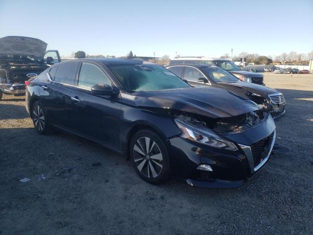 1N4BL4DV0LC100542 - 2020 NISSAN ALTIMA SV BLUE photo 4