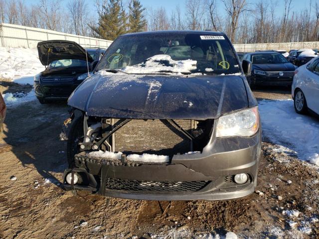 2C4RDGCG7HR754110 - 2017 DODGE GRAND CARA SXT GRAY photo 5