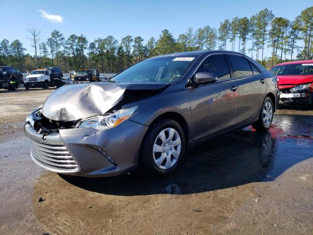 4T4BF1FK4FR454762 - 2015 TOYOTA CAMRY LE GRAY photo 1