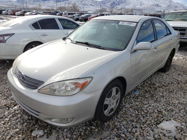 4T1BE32K13U166241 - 2003 TOYOTA CAMRY LE SILVER photo 2