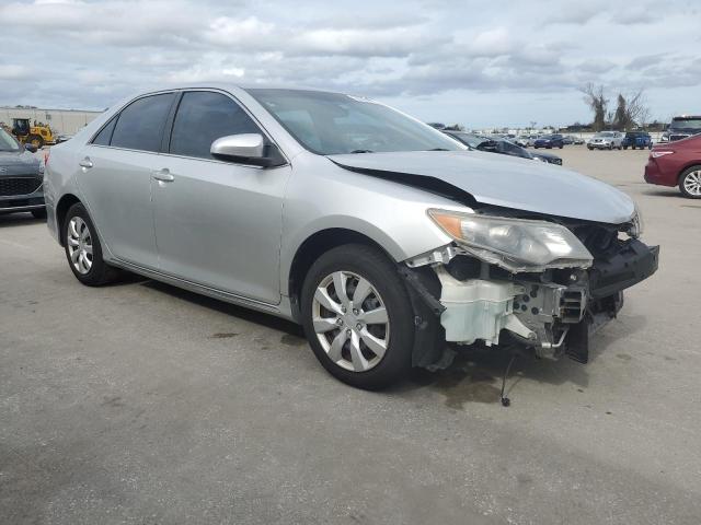 4T1BF1FK5CU032814 - 2012 TOYOTA CAMRY BASE SILVER photo 4