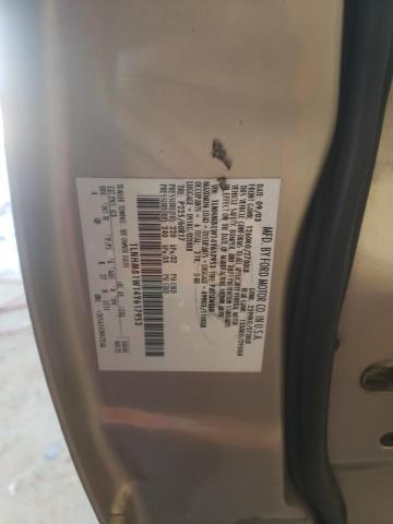 1LNHM81W14Y617953 - 2004 LINCOLN TOWN CAR EXECUTIVE GOLD photo 12