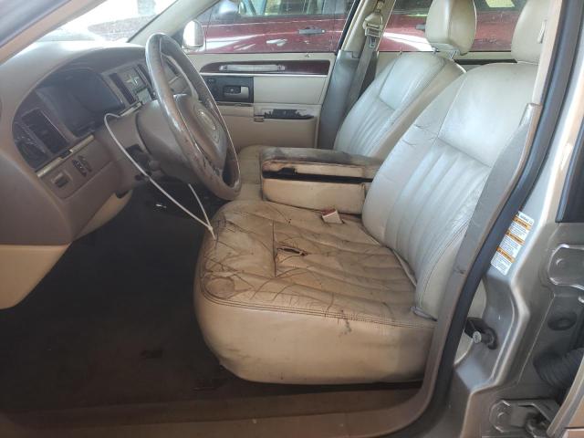 1LNHM81W14Y617953 - 2004 LINCOLN TOWN CAR EXECUTIVE GOLD photo 7