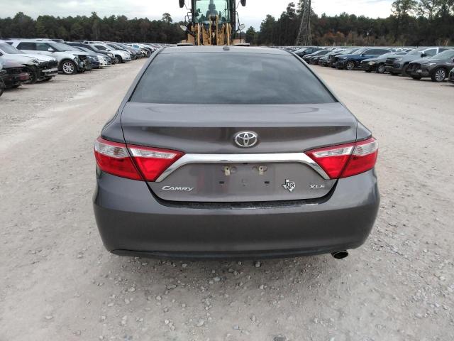 4T1BF1FK6FU882388 - 2015 TOYOTA CAMRY LE GRAY photo 6
