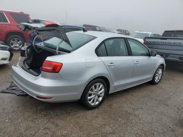 3VWD17AJ7FM276225 - 2015 VOLKSWAGEN JETTA SE SILVER photo 3