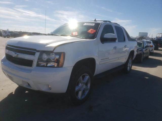 3GNEC12J68G276349 - 2008 CHEVROLET AVALANCHE C1500 WHITE photo 1