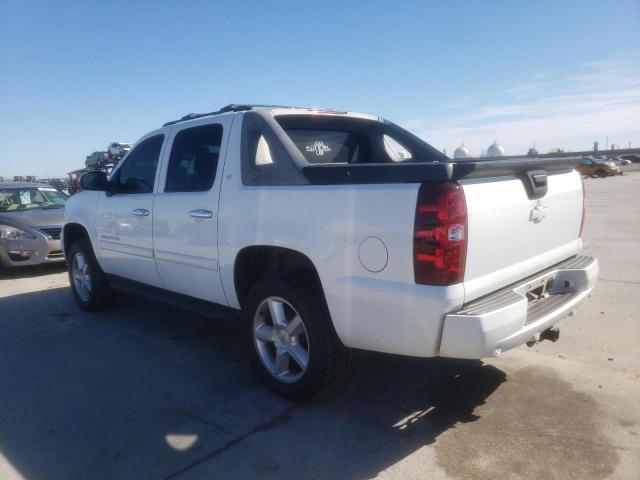 3GNEC12J68G276349 - 2008 CHEVROLET AVALANCHE C1500 WHITE photo 2