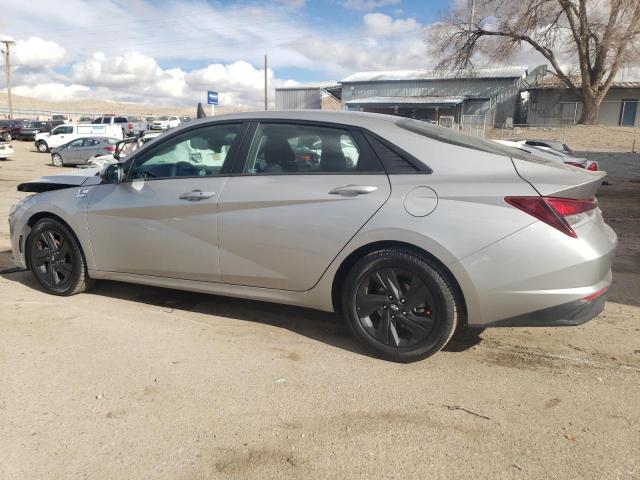 5NPLM4AG3MH045818 - 2021 HYUNDAI ELANTRA SEL SILVER photo 2