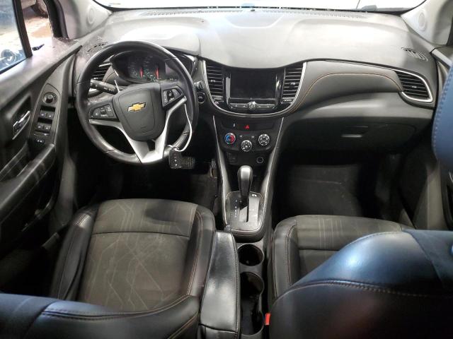 KL7CJPSB7KB895590 - 2019 CHEVROLET TRAX 1LT SILVER photo 8