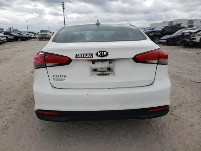 3KPFK4A79HE099296 - 2017 KIA FORTE LX WHITE photo 6