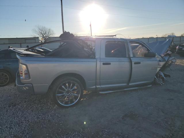 3C6RR7KT9GG243557 - 2016 RAM 1500 ST SILVER photo 3