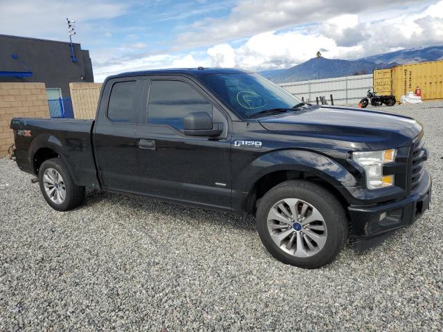 1FTEX1CP2HKC63817 - 2017 FORD F150 SUPER CAB BLACK photo 4