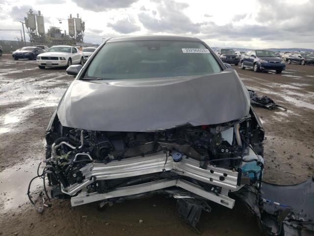 JTDKARFP8J3100894 - 2018 TOYOTA PRIUS PRIM 灰色 照片 5