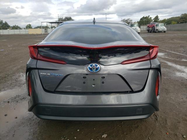 JTDKARFP8J3100894 - 2018 TOYOTA PRIUS PRIM 灰色 照片 6