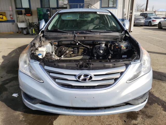 5NPEB4AC2EH898255 - 2014 HYUNDAI SONATA GLS BLUE photo 5