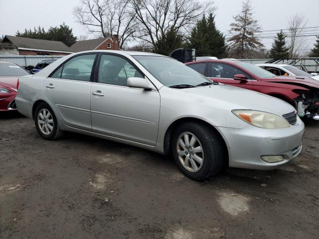 4T1BE30K53U668866 - 2003 TOYOTA CAMRY LE SILVER photo 4