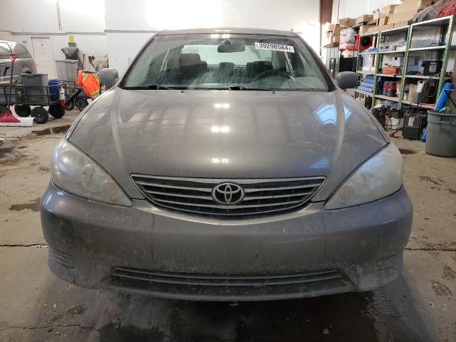4T1BE32K35U576090 - 2005 TOYOTA CAMRY LE GRAY photo 5