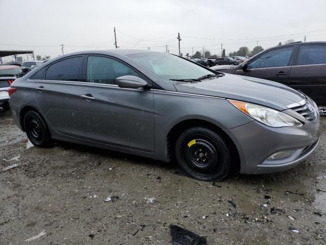 5NPEB4AC9DH597321 - 2013 HYUNDAI SONATA GLS GRAY photo 4