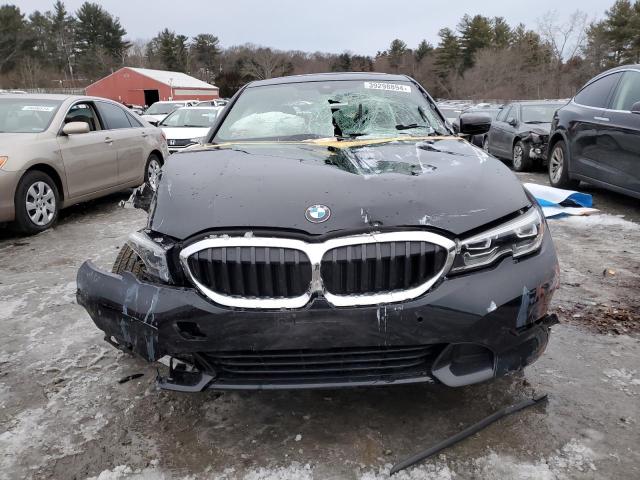 3MW5R7J05N8C78325 - 2022 BMW 330XI BLACK photo 5