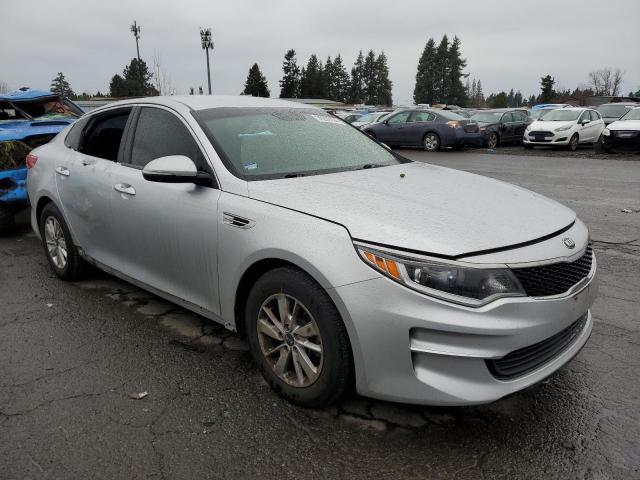 5XXGT4L33JG195143 - 2018 KIA OPTIMA LX SILVER photo 4