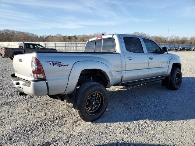 5TFMU4FN1CX005994 - 2012 TOYOTA TACOMA DOUBLE CAB LONG BED SILVER photo 3