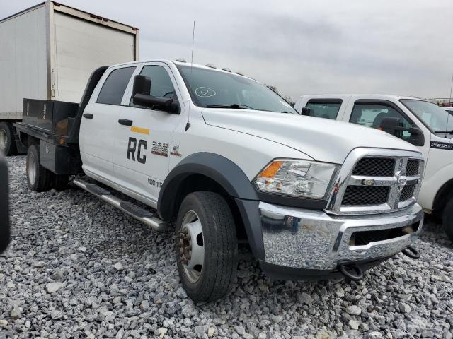 3C7WRLEL5JG407137 - 2018 RAM 4500 WHITE photo 1