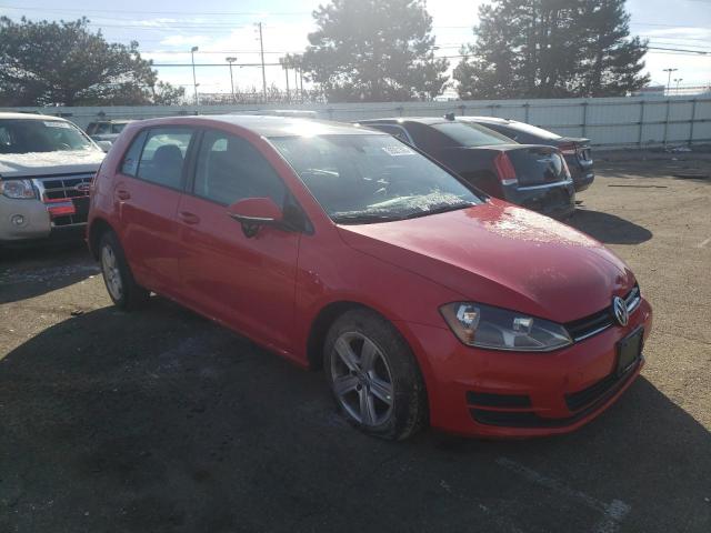 3VW217AU3HM012813 - 2017 VOLKSWAGEN GOLF S RED photo 4